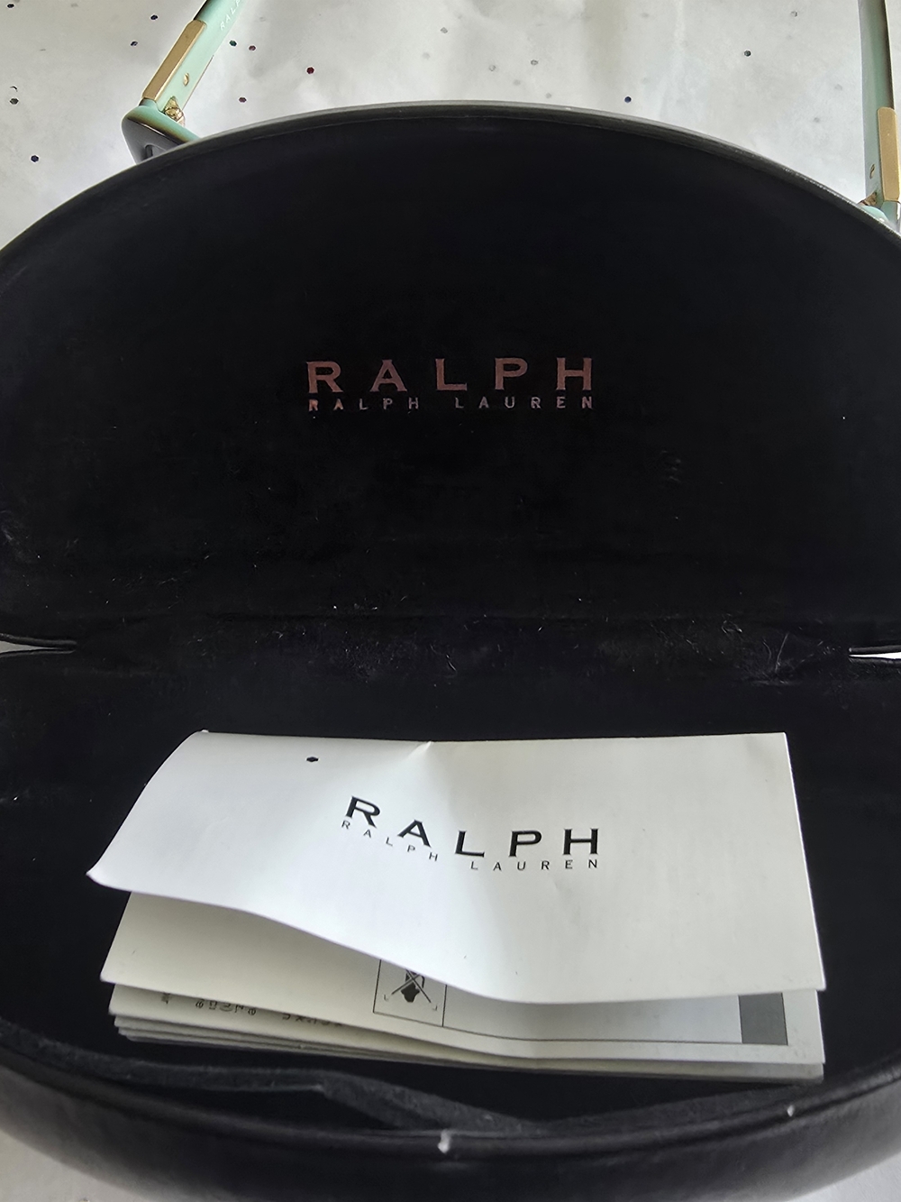 Ralph Lauren Women’s Tortoiseshell Sunglasses with Gold Accent and case RA5130 - Picture 8 of 16